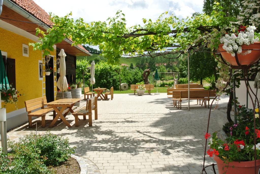 Weingut Primus Suedsteiermark シュピールフェルト エクステリア 写真