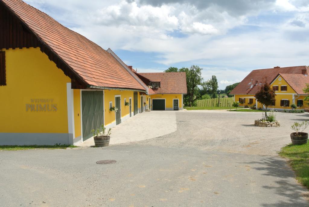 Weingut Primus Suedsteiermark シュピールフェルト エクステリア 写真